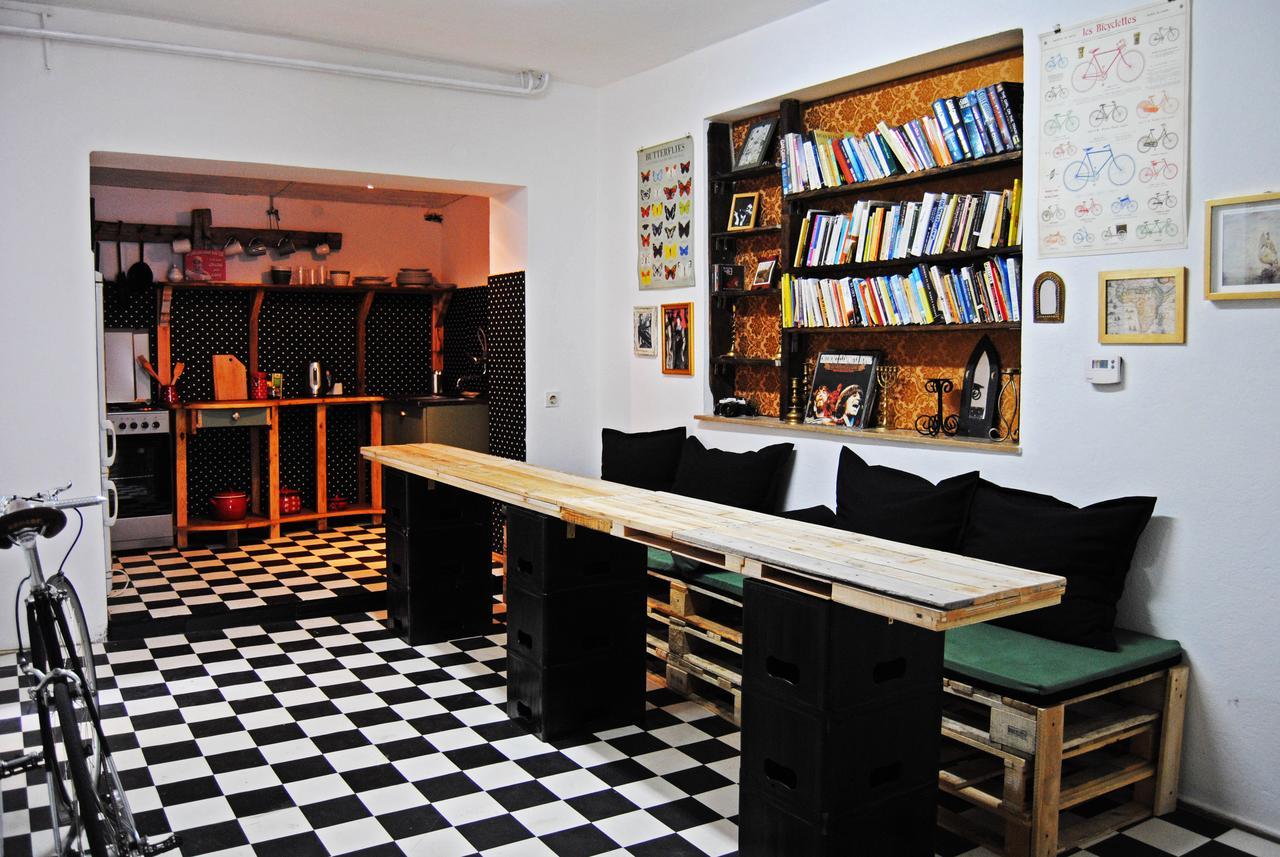 Balkanarama Hostel Mostar Extérieur photo